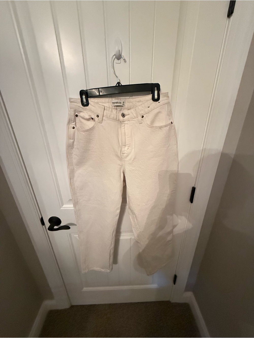 Abercrombie & Fitch Off-White V-waist cropped straight Long curve love